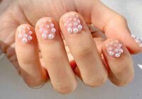 Pearl nail art: the 8 trends to adopt urgently